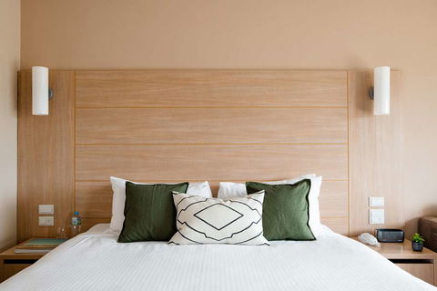 The Terrace Hotel - Accommodation Sunshine Coast 7