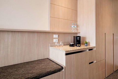 The Terrace Hotel - Accommodation Sunshine Coast 17