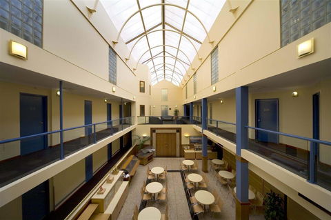 Capital Executive Apt Hotel Canberra - Accommodation Sunshine Coast 1