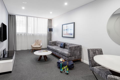Meriton Serviced Apartments North Sydney - Accommodation Sunshine Coast 4