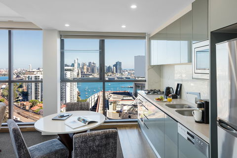 Meriton Serviced Apartments North Sydney - Accommodation Sunshine Coast 6