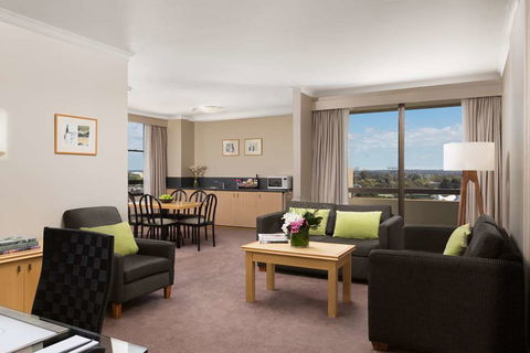 The Miller Hotel - Accommodation Sunshine Coast 7