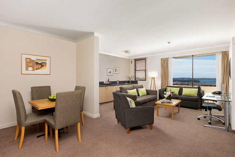 The Miller Hotel - Accommodation Sunshine Coast 9