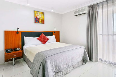 Comfort Inn & Suites Burwood - Accommodation Sunshine Coast 2