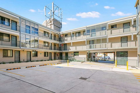 Quality Inn Sunshine Haberfield - Accommodation Sunshine Coast 3