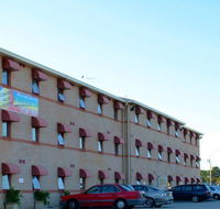 Arena Hotel - Accommodation Sunshine Coast