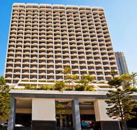 Mantra on View Hotel Surfers Paradise - Accommodation Sunshine Coast