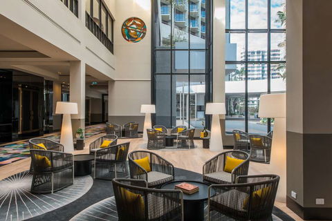 QT Gold Coast - Accommodation Sunshine Coast 17