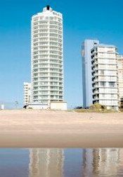 Pacific Views Resort On Main Beach - Accommodation Sunshine Coast 0