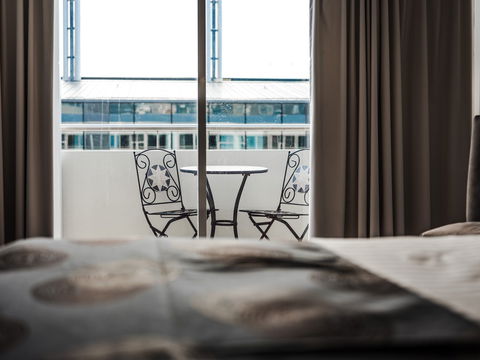 Salamanca Suites - Accommodation Sunshine Coast 10