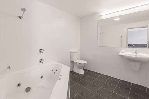 Travelodge Hobart Airport - Accommodation Sunshine Coast 9