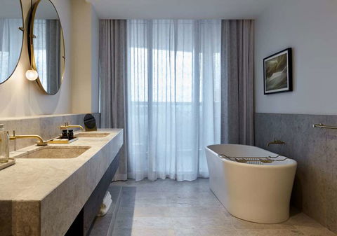 Eos By SkyCity - Accommodation Sunshine Coast 3