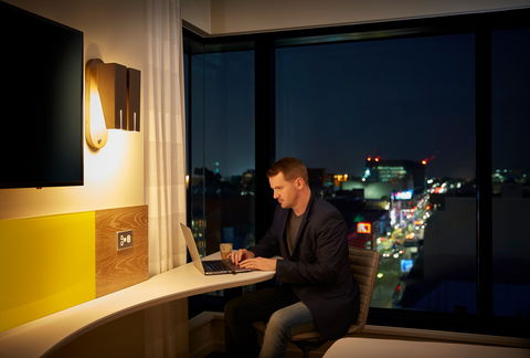 Holiday Inn Express Adelaide City Centre - Accommodation Sunshine Coast 6