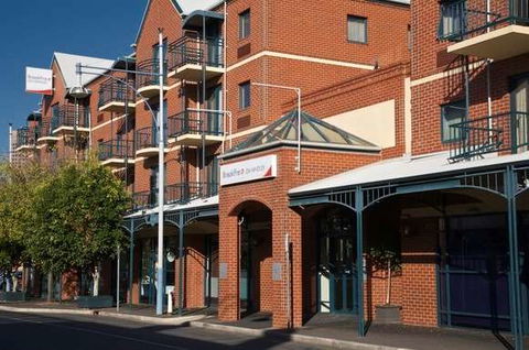 BreakFree Adelaide On Hindley - Accommodation Sunshine Coast 4