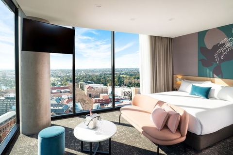 Crowne Plaza Adelaide - Accommodation Sunshine Coast 12