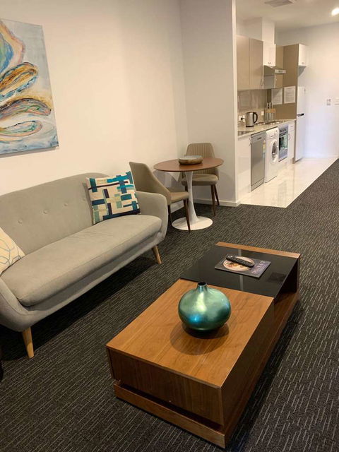 Adelaide Dress Circle Apartments - Accommodation Sunshine Coast 9