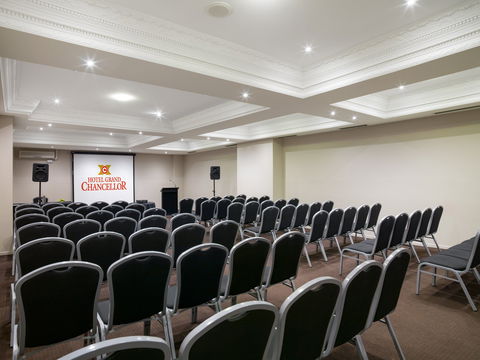 Hotel Grand Chancellor - Accommodation Sunshine Coast 13