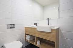 Mantra MacArthur Hotel - Accommodation Sunshine Coast 10