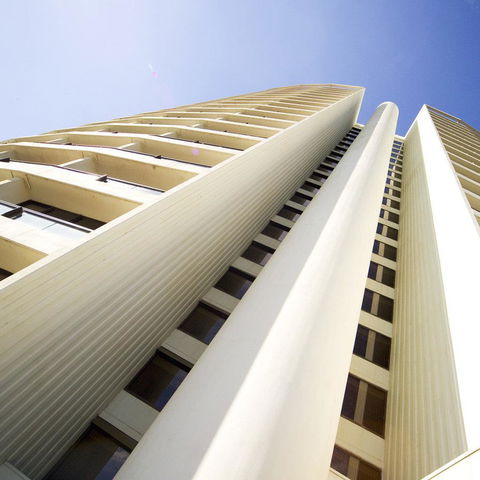BreakFree Capital Tower - Accommodation Sunshine Coast 1