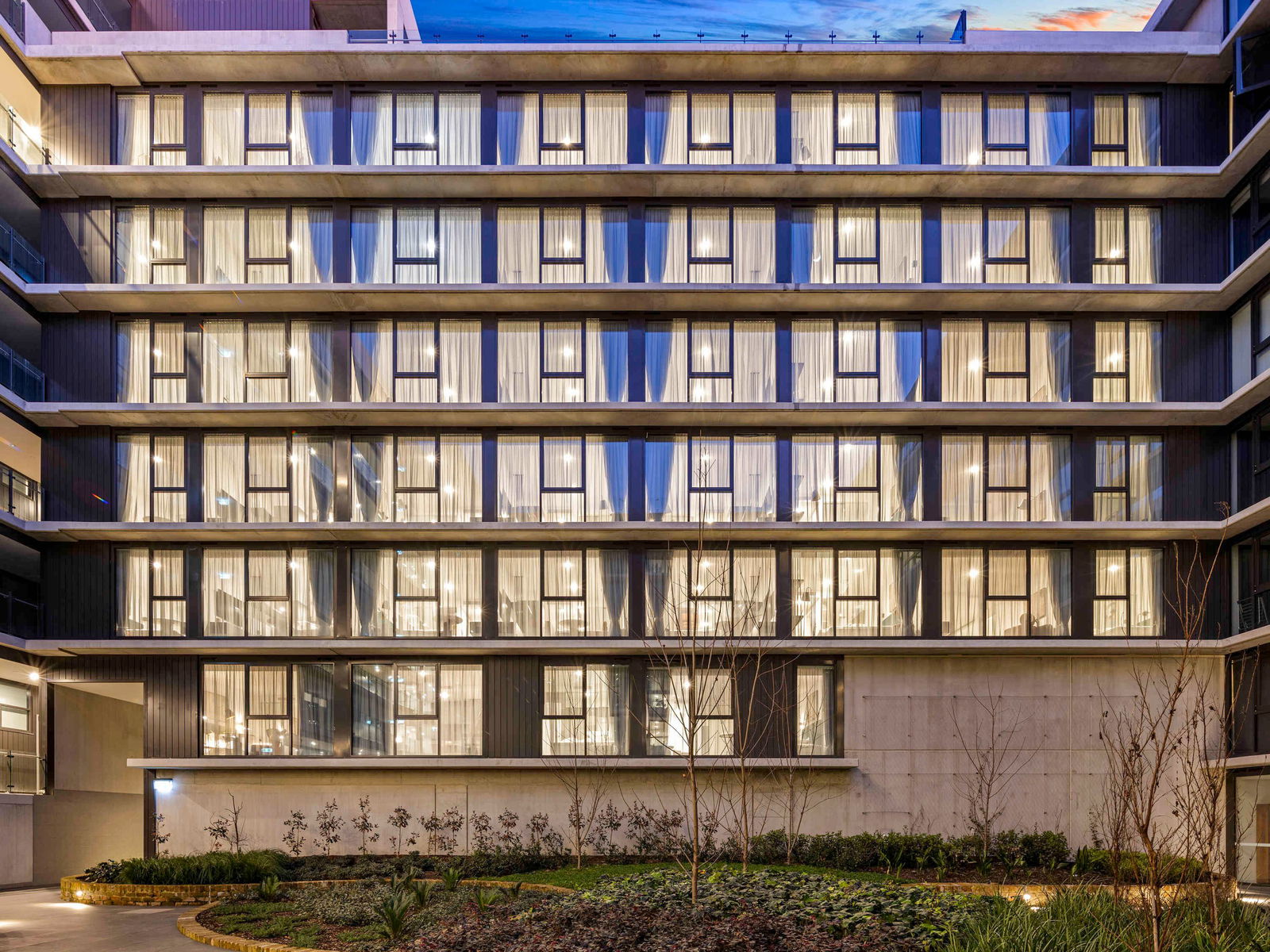 Steelton ACT Accommodation Sunshine Coast