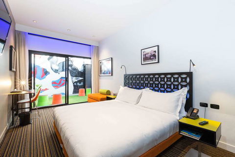 The Constance - Accommodation Sunshine Coast 2