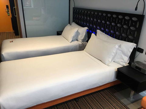 The Constance - Accommodation Sunshine Coast 5