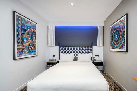 The Constance - Accommodation Sunshine Coast 7