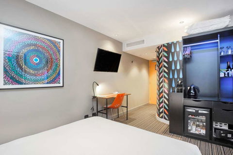The Constance - Accommodation Sunshine Coast 11