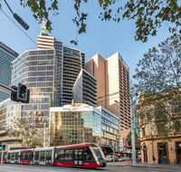 Meriton Suites Campbell Street - Accommodation Sunshine Coast