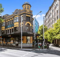 Hotel Harry an Ascend Hotel - Accommodation Sunshine Coast