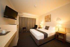 Emerald Maraboon Motor Inn - Accommodation Sunshine Coast 8