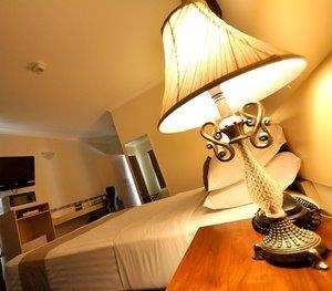 Emerald Maraboon Motor Inn - Accommodation Sunshine Coast 11