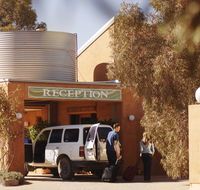 Mud Hut Motel - Accommodation Sunshine Coast