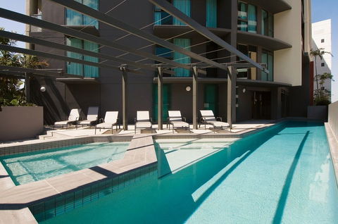 Oaks Felix - Accommodation Sunshine Coast 2