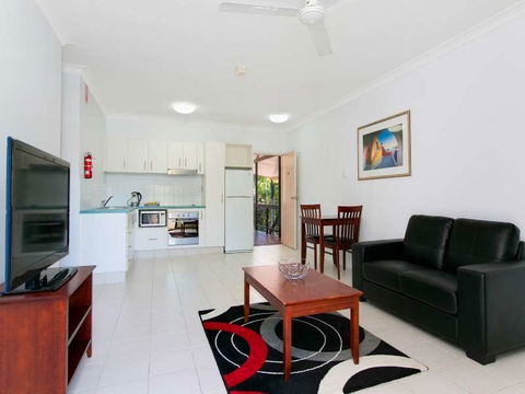 Cairns City Palms - Accommodation Sunshine Coast 2