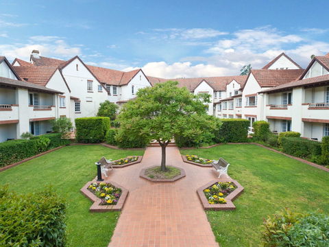 Mercure Canberra Hotel - Accommodation Sunshine Coast 2