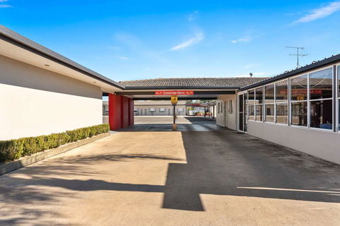 Econo Lodge Moree Spa Motor Inn - Accommodation Sunshine Coast 2