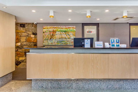 Quality Hotel Lighthouse - Accommodation Sunshine Coast 2