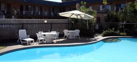 Bella Villa Motor Inn - Accommodation Sunshine Coast 1