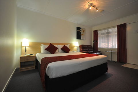 Edinburgh Motor Inn Warragul - Accommodation Sunshine Coast 2