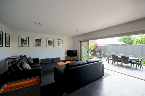 Mansi On Raymond - Accommodation Sunshine Coast 1