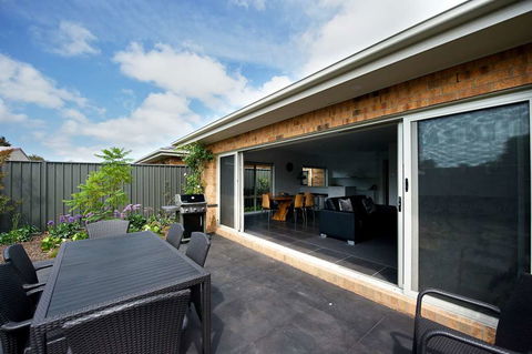 Mansi On Raymond - Accommodation Sunshine Coast 2