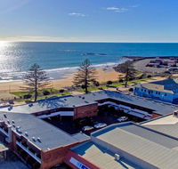 Beachfront Voyager Motor Inn - Accommodation Sunshine Coast