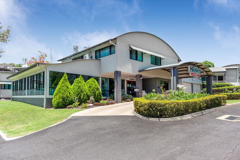 Eastgate On The Range Motel - Accommodation Sunshine Coast 2