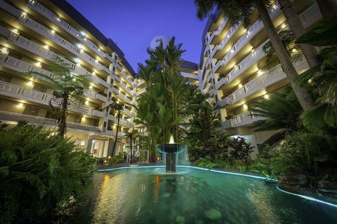 DoubleTree By Hilton Cairns - Accommodation Sunshine Coast 1