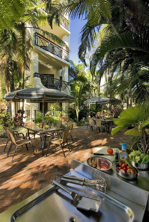 Tropic Towers Apartments - Accommodation Sunshine Coast 2