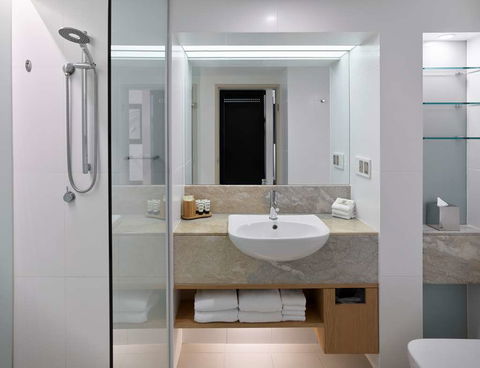 RACV Royal Pines Resort - Accommodation Sunshine Coast 2