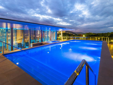 Sebel Cairns Harbour Lights - Accommodation Sunshine Coast 2