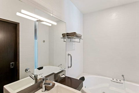 Quality Inn Heritage on Lydiard - Accommodation Sunshine Coast 7