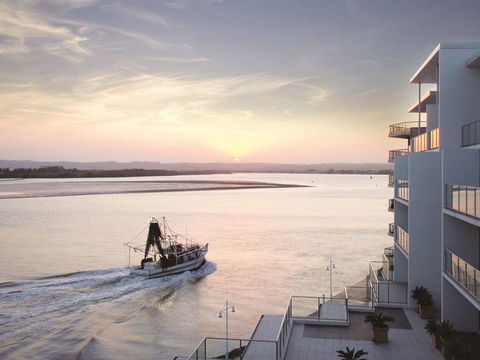 Ramada Hotel & Suites Ballina - Accommodation Sunshine Coast 1